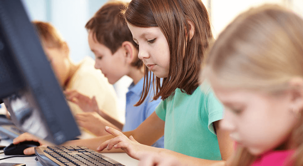 Çocuklar İçin Kodlamanın Hayati Önemi ve Kod Yazmayı Öğreten, Sevdiren Yardımcı Araçlar